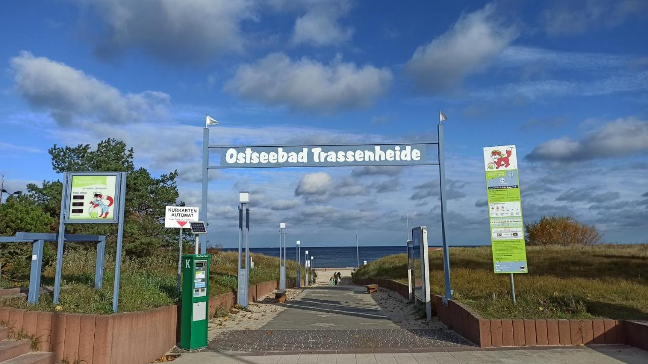 Ferienwohnung Strand25 トラッセンハイデ エクステリア 写真